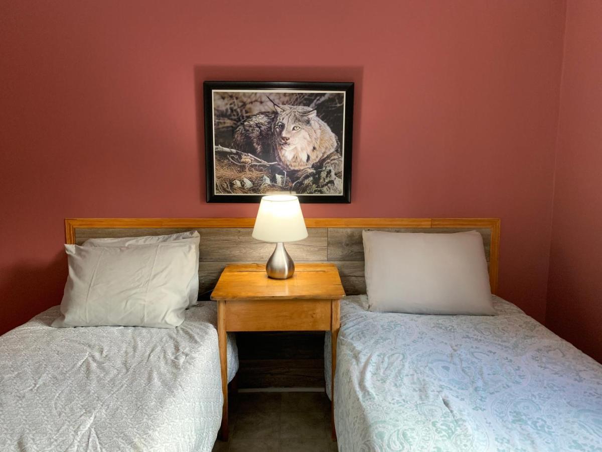 L'Auberge Refuge Du Trappeur Saint-Mathieu-Du-Parc Exteriör bild