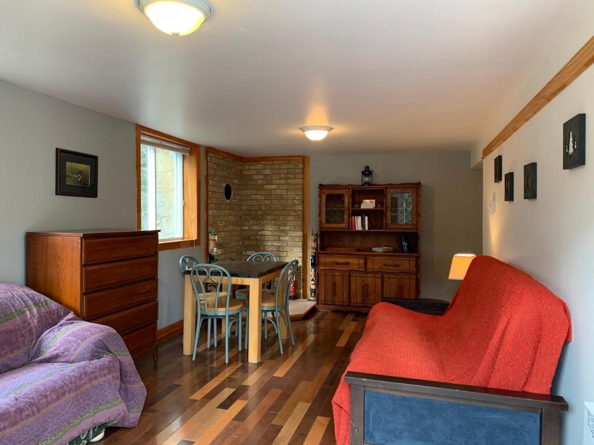 L'Auberge Refuge Du Trappeur Saint-Mathieu-Du-Parc Exteriör bild