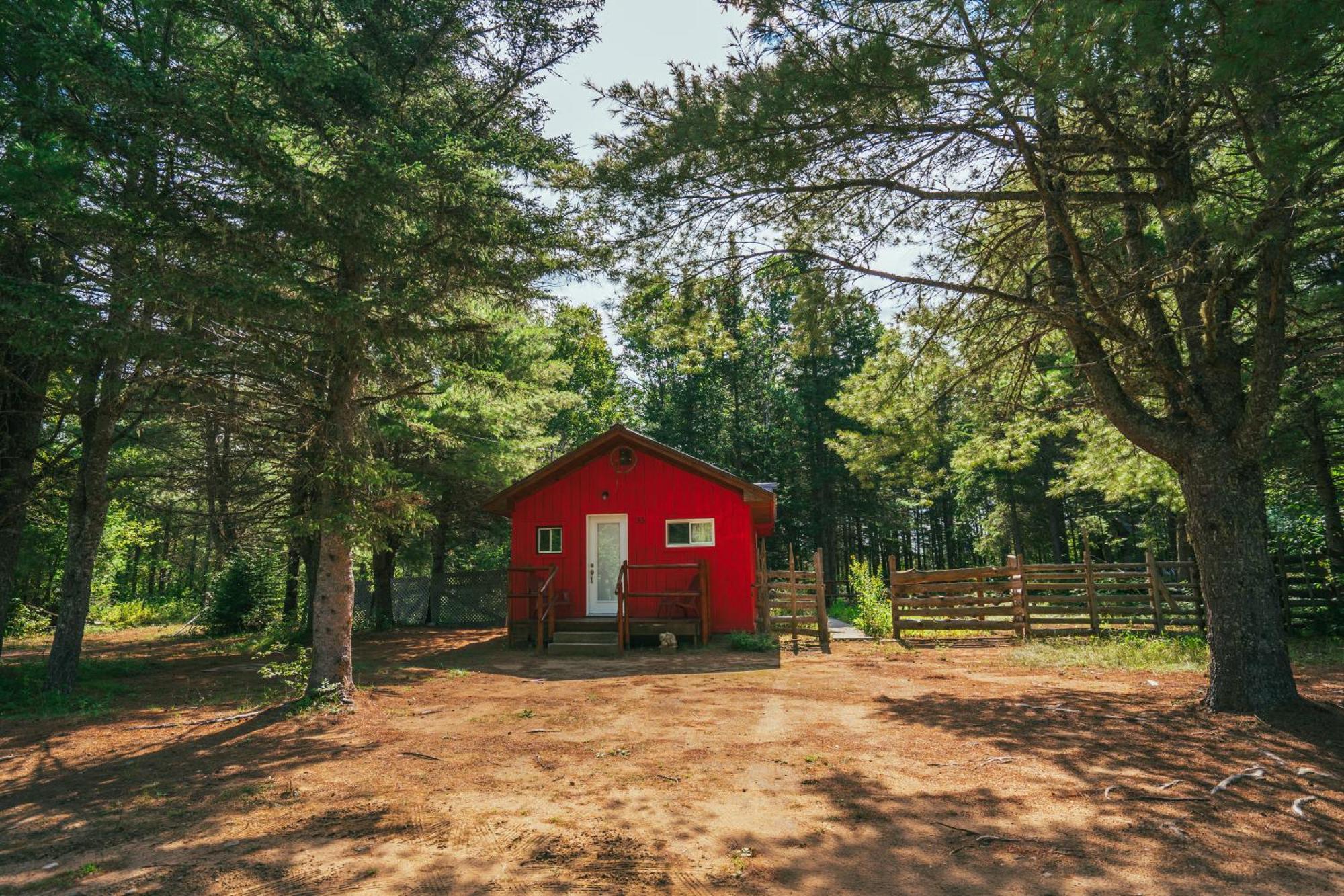 L'Auberge Refuge Du Trappeur Saint-Mathieu-Du-Parc Exteriör bild