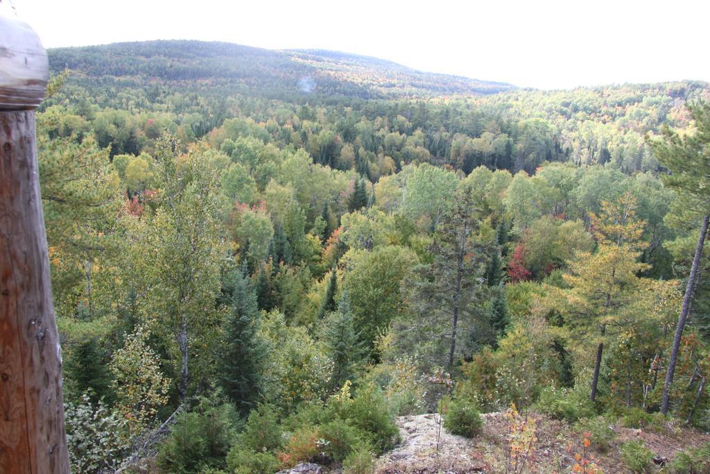 L'Auberge Refuge Du Trappeur Saint-Mathieu-Du-Parc Exteriör bild